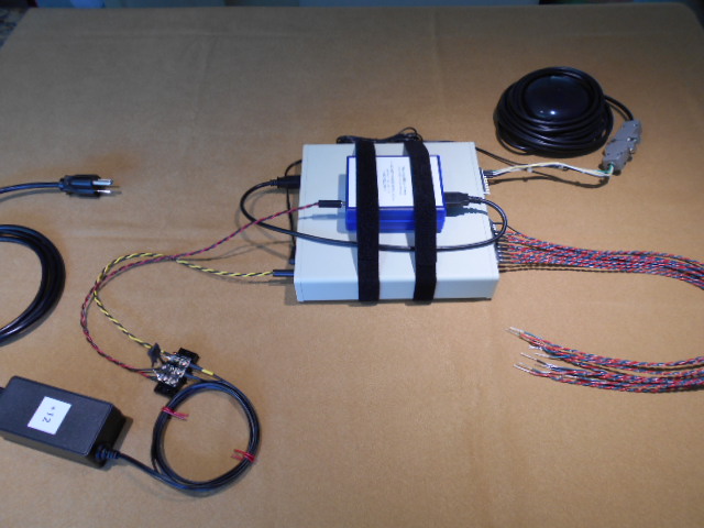BEAGLEBONE BLACK WITH USB8CH VELCRO PHOTO